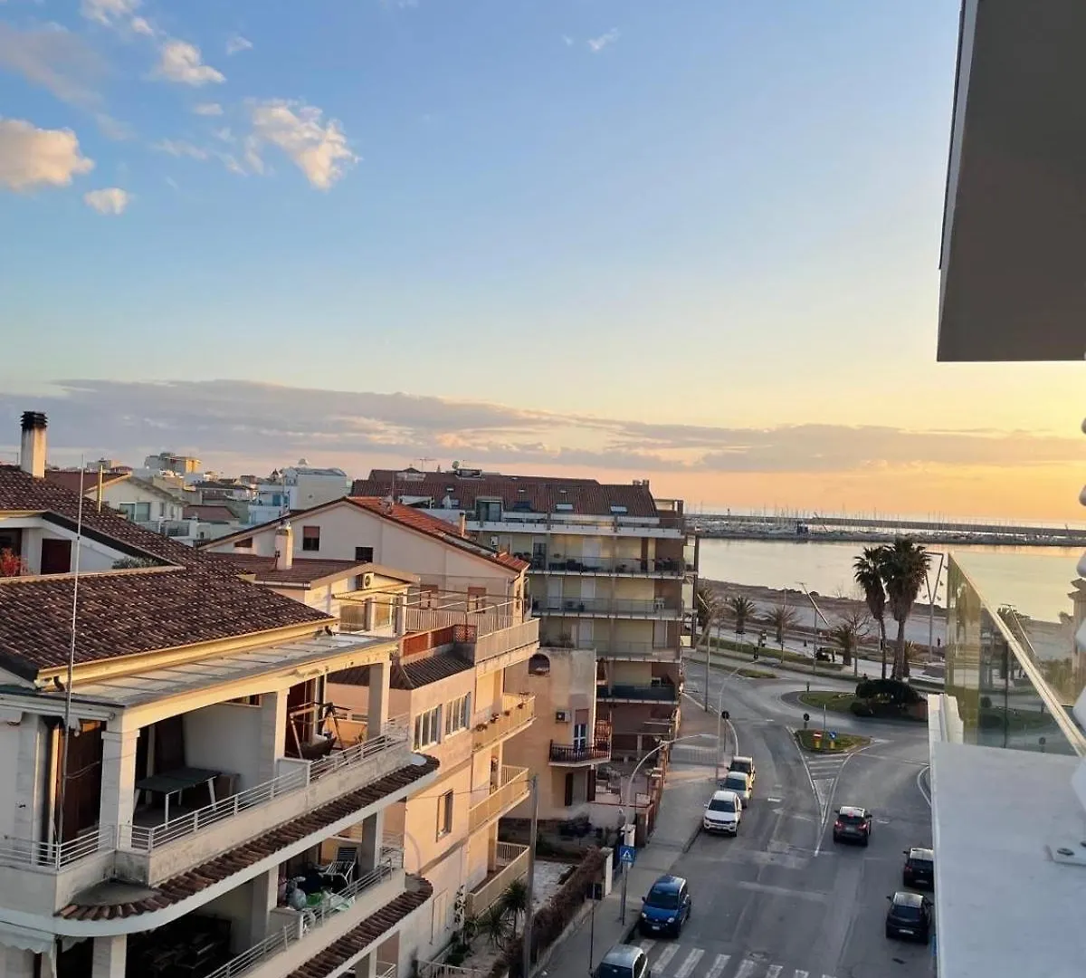 אלגהרו Penthouse Apartment A Due Passi Dal Mare 0*,  איטליה